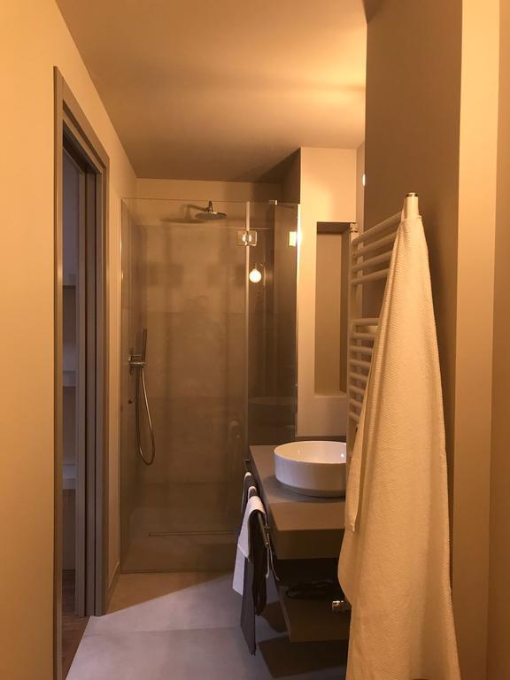 Energaia Apartment Toscolano Maderno Room photo
